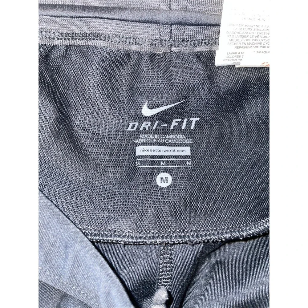 Nike Dri-FIT Grey Women’s Running Leggings Size  Medium Reflective & Zip Ankles
